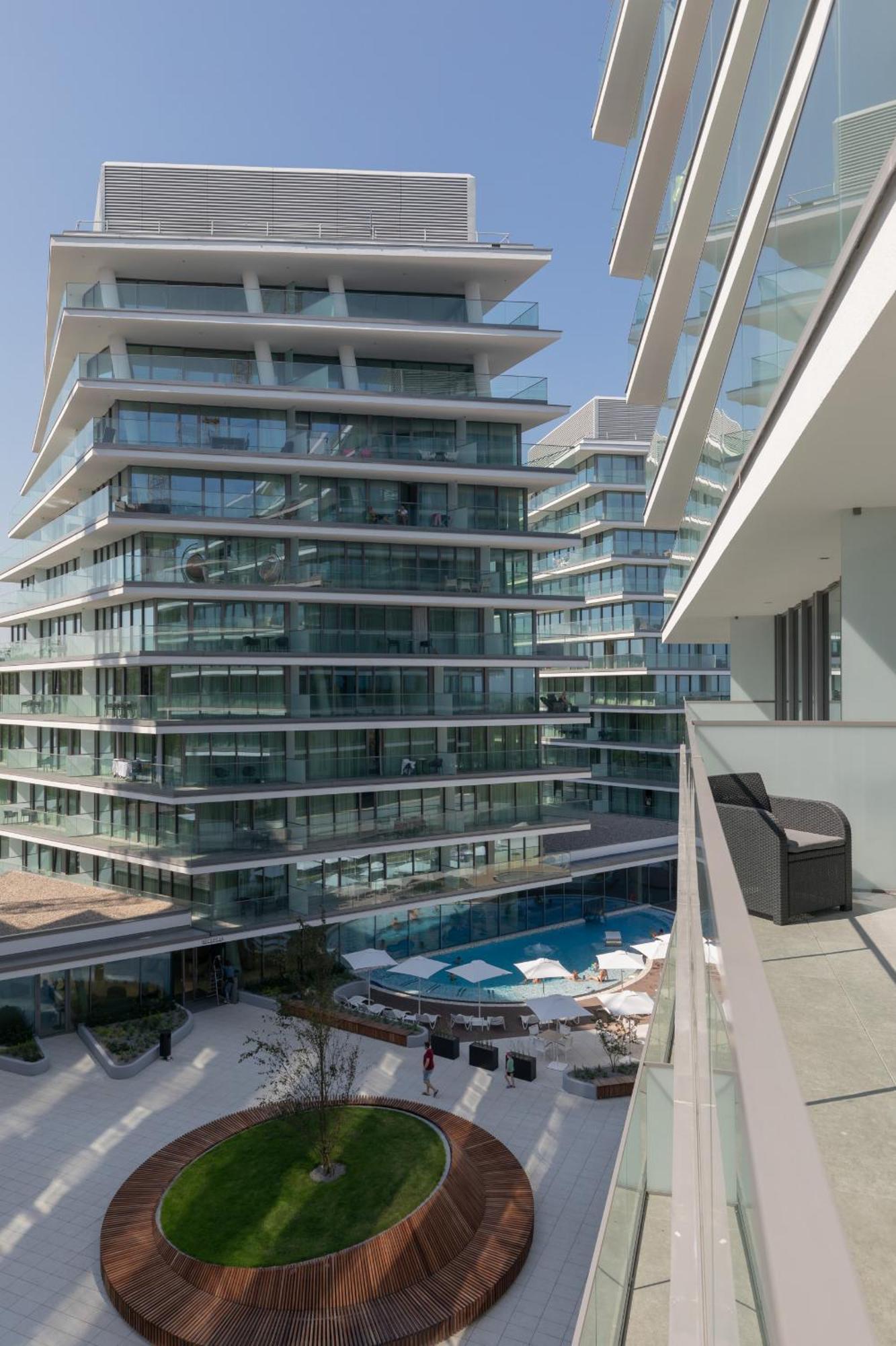 Royal Waves Resort & Spa - Apartment With Parking By Noclegi Renters Miedzyzdroje Exterior foto