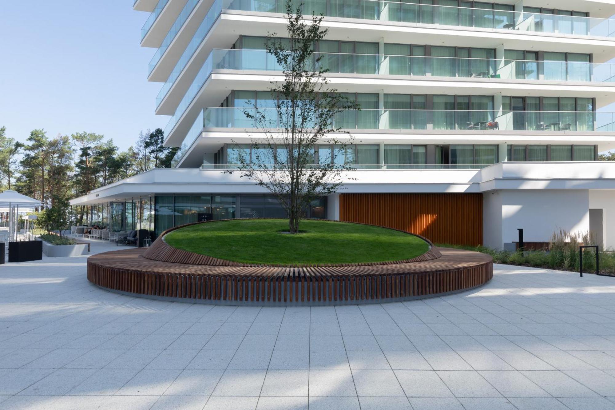 Royal Waves Resort & Spa - Apartment With Parking By Noclegi Renters Miedzyzdroje Exterior foto
